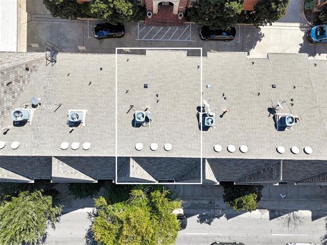 Building Photo - 3200 Ross Ave