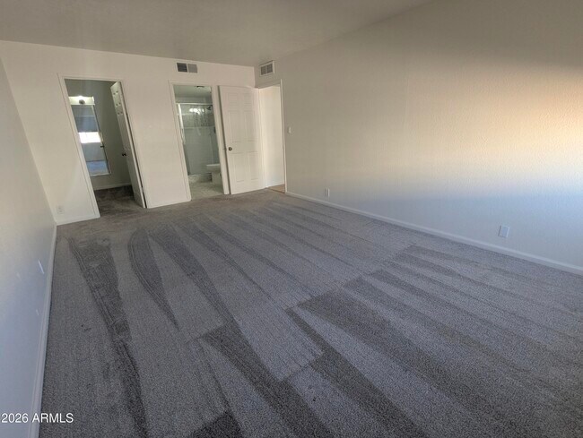 Building Photo - 7910 E Camelback Rd