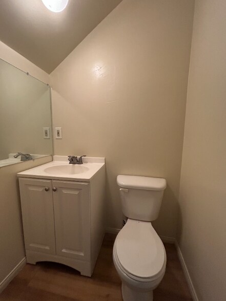 Building Photo - 313 S Wabash Ave