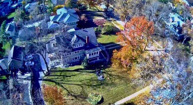 Building Photo - Stunning Historic Estate + In Ground Pool + Private Carriage House + Chef's Kitchen + Two Car Garage