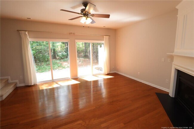 Building Photo - 7122 Racine Way