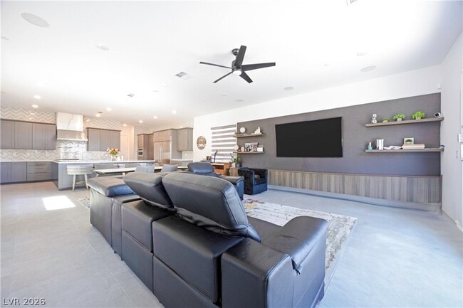 Building Photo - 318 Shaded Canyon Dr