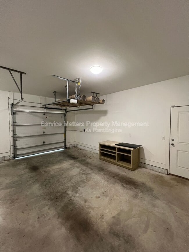 Building Photo - 1841 E Bobe St