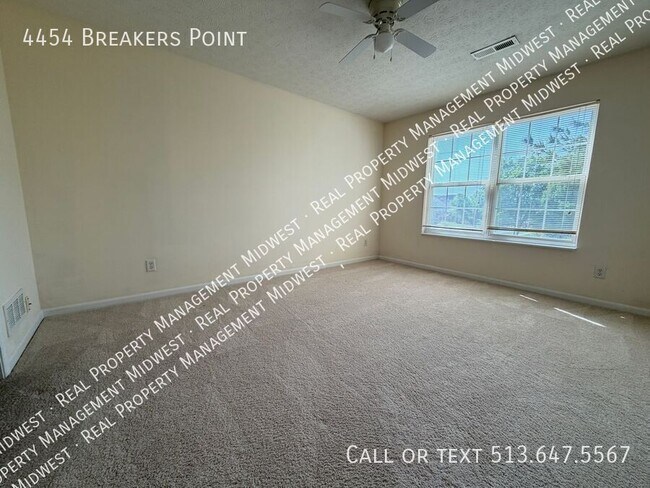 Building Photo - 4454 Breakers Point