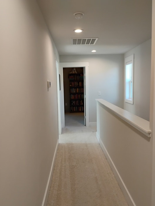 Building Photo - 353 Wash Holw Dr