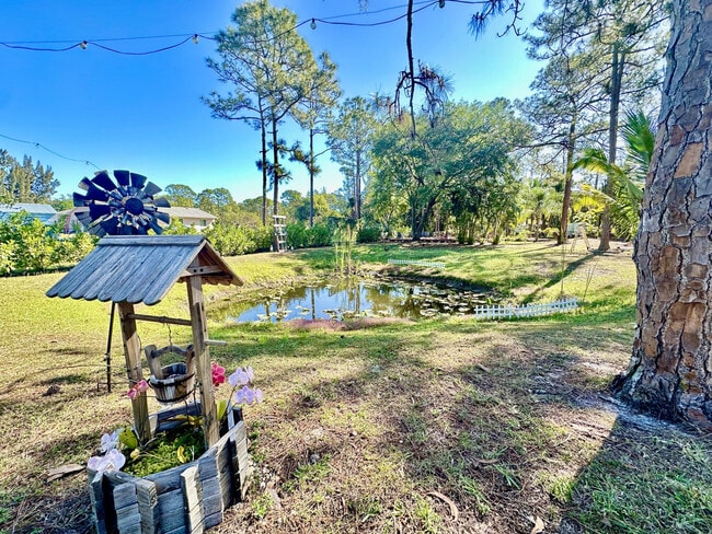 Building Photo - 13619 57th Pl N