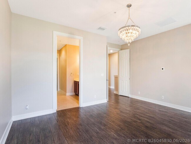 Building Photo - 110 W Coda Cir