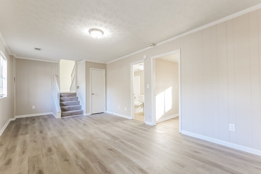 Building Photo - 8964 Raven Dr