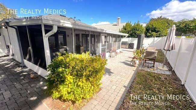 Building Photo - 2132 Falkner Rd