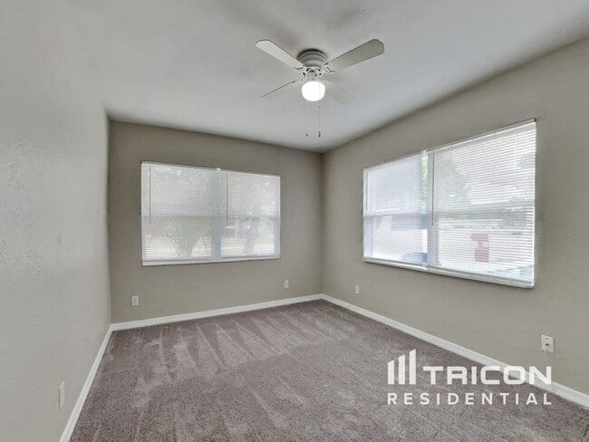 Building Photo - 4225 Cortez Way S