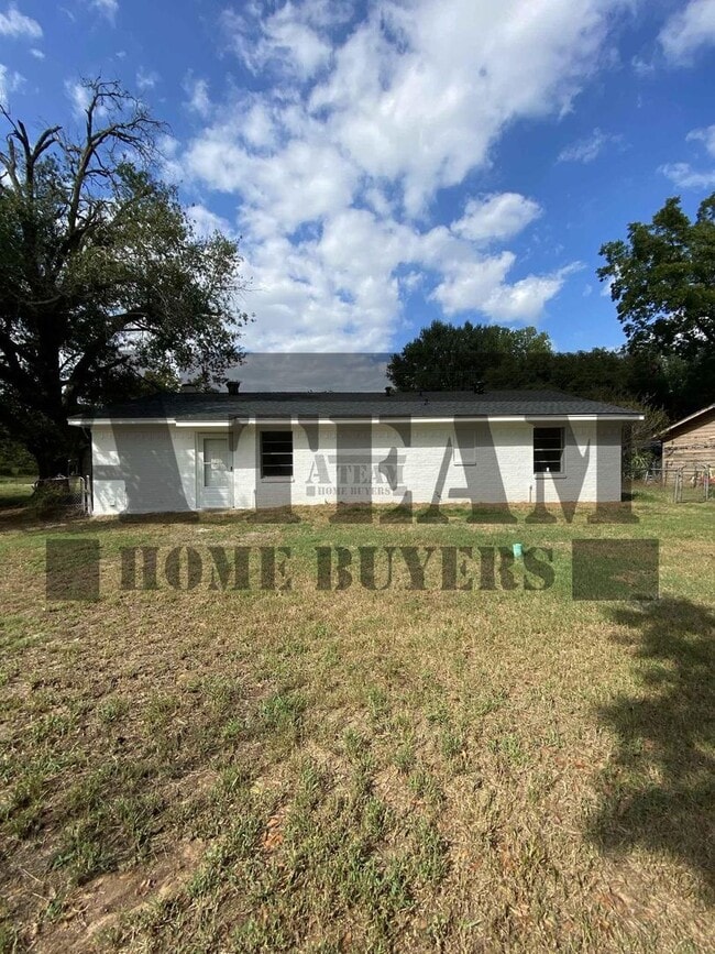 Building Photo - Very Cozy 3 Bed 1.5 Bath in Trinidad