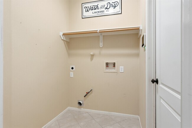 Building Photo - 17423 Morning Star Ave