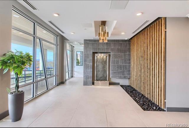 Building Photo - 2876 W 53rd Ave