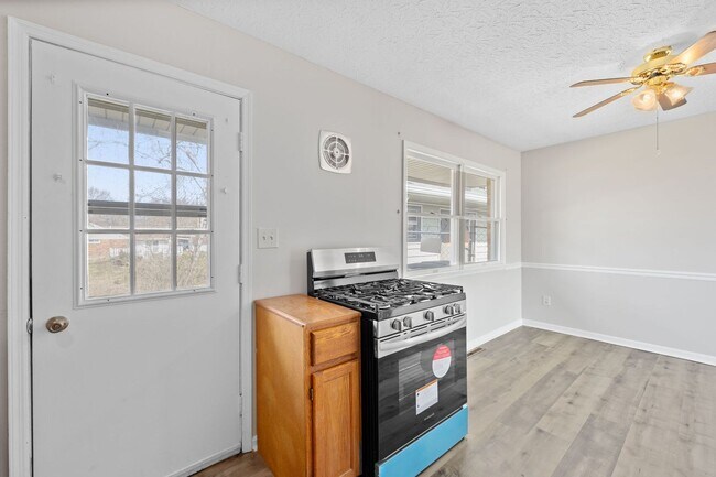 Building Photo - 3-Bedroom Home in Summerside with Fenced Yard & Extra Storage