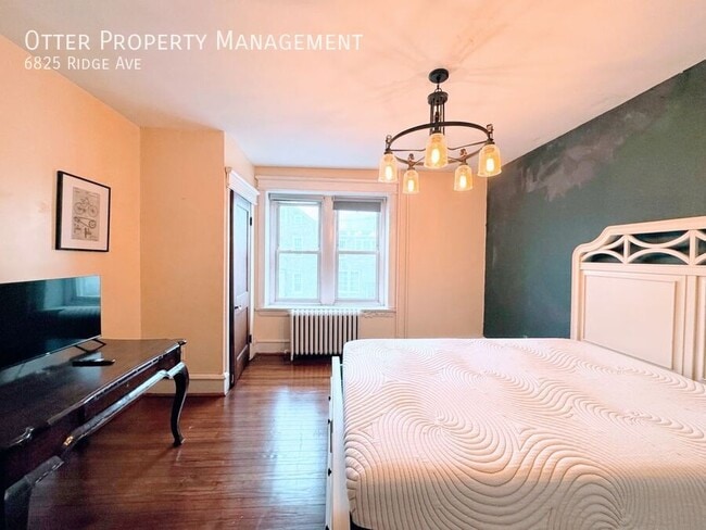 Building Photo - 6825 Ridge Ave