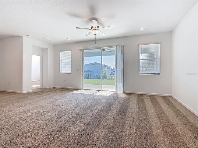 Building Photo - 1043 Lakeshore Breeze Pl