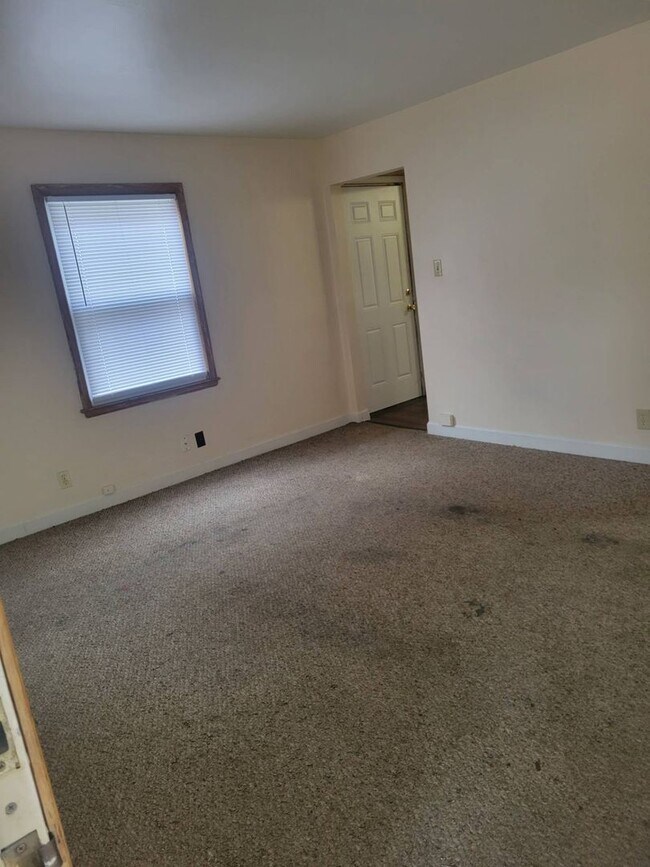 Building Photo - 3609 N 36th St