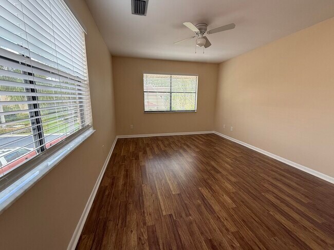Building Photo - 717 Windermere Way