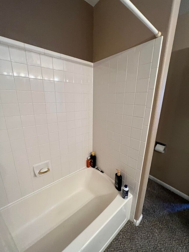 Building Photo - Beautiful 4 Bedroom Home In Wolf Creek Available in March!