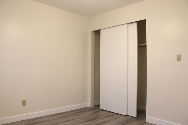 Building Photo - Newly Renovated 3 Bedroom, 1 Bath Duplex – in Lehi!