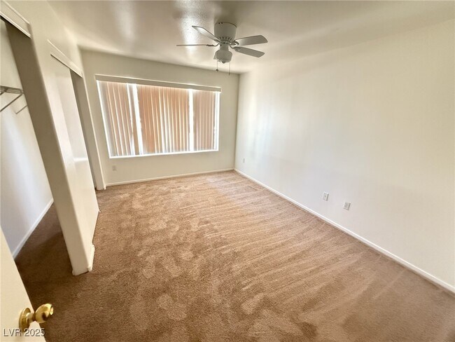 Building Photo - 3141 Key Largo Dr