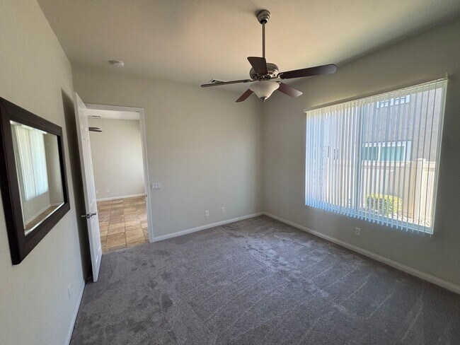 Building Photo - Del Web Rental 2 Bedroom