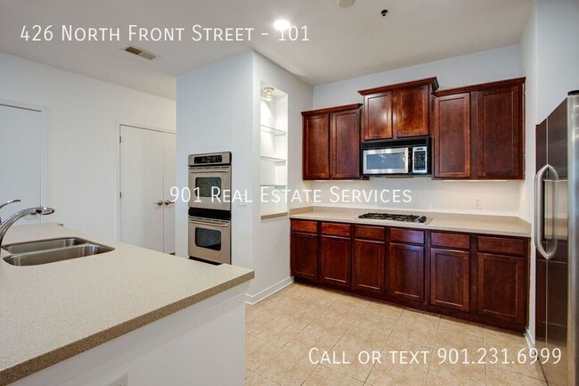 Building Photo - 426 N Front St