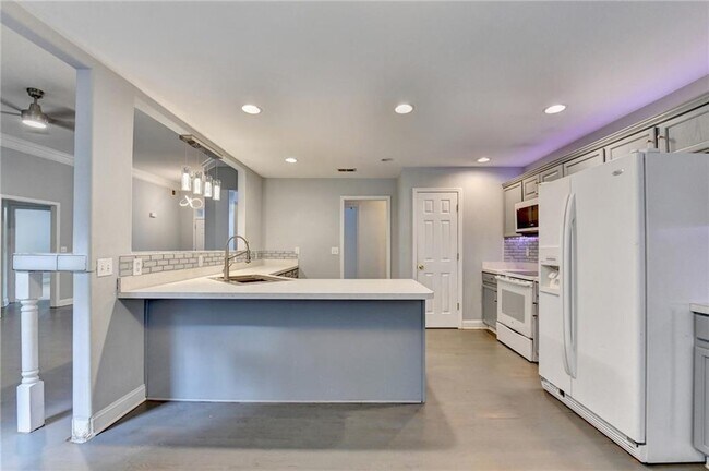 Building Photo - 938 Mulberry Fields Cove NE