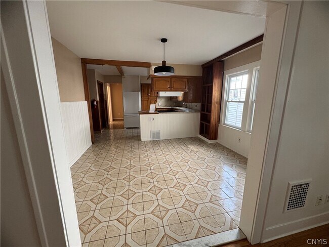 Building Photo - 223 Wilmore Pl