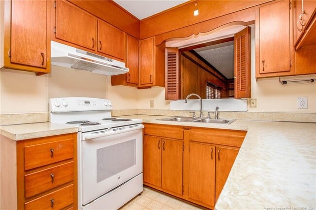 Building Photo - 4700 Friar Ave