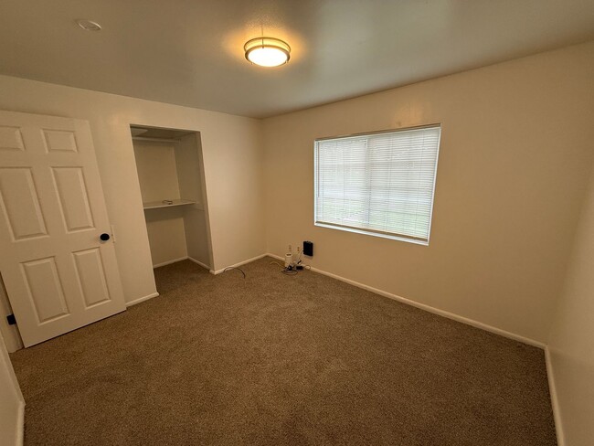 Building Photo - Houston 1536/1538