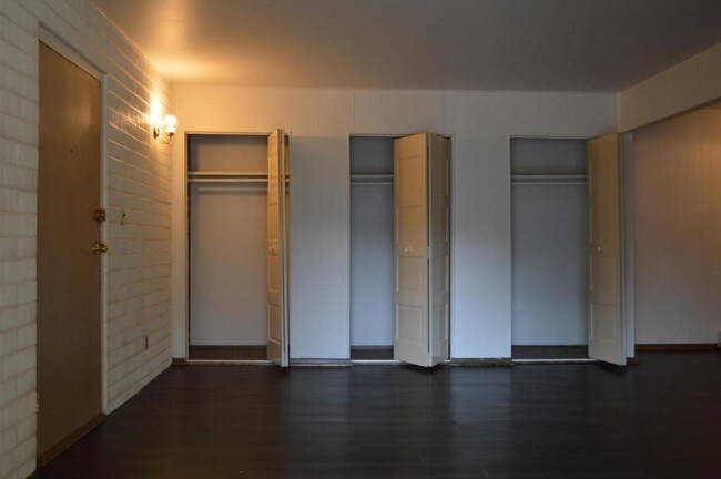 Building Photo - 3213 Dody Avenue, Unit #4