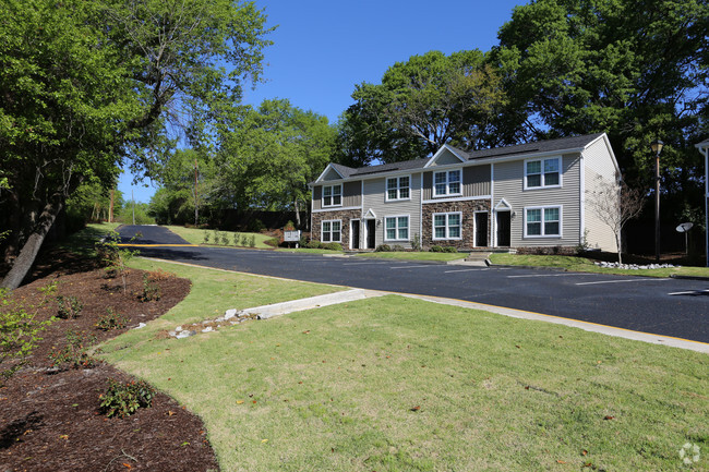 Building Photo - Highland Place Townhomes