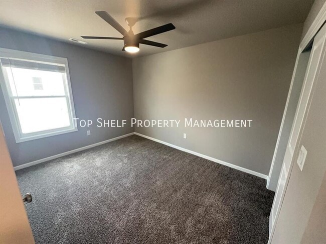 Building Photo - 2308 Hazeltine Pl
