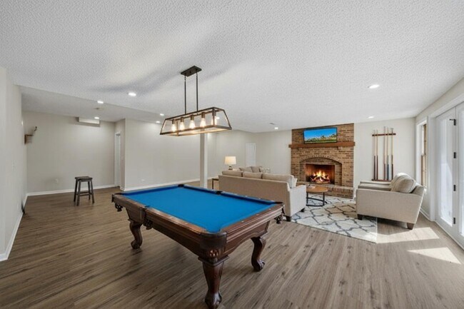Building Photo - 1215 Triple Crown Ct
