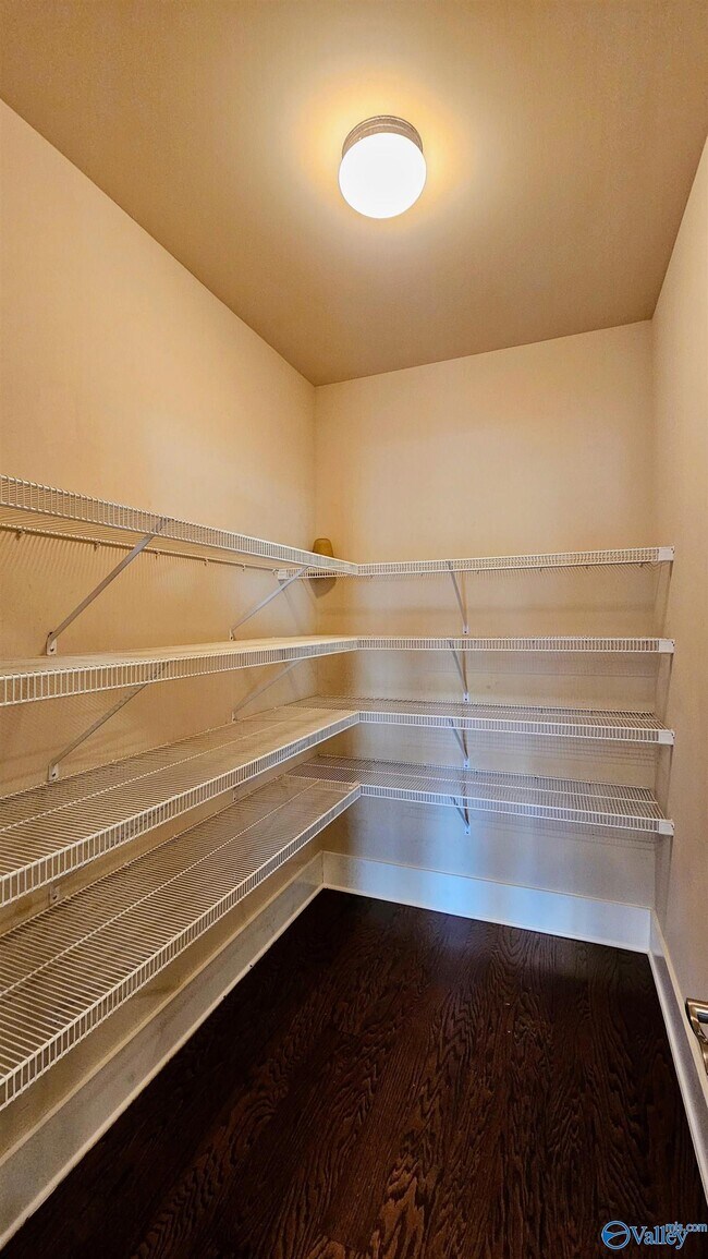 Building Photo - 3 Sudworth Dr SW