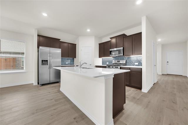 Building Photo - 2044 Hearn Dr