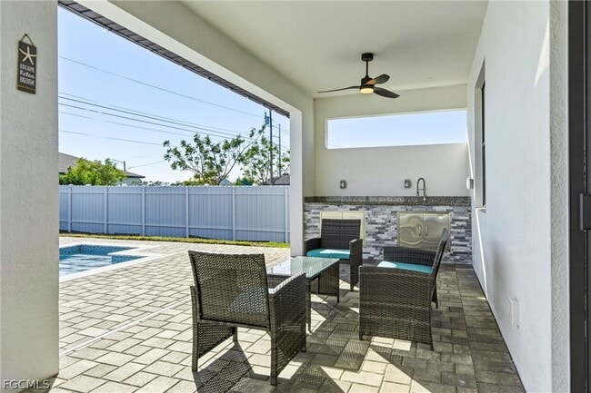 Building Photo - 922 NW 8th Terrace