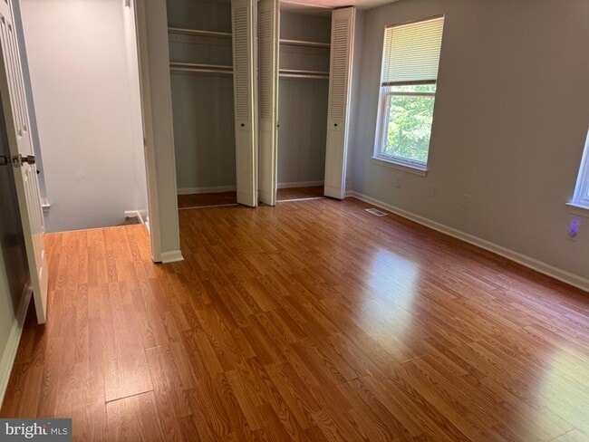 Building Photo - 6917 Villa-Del-Rey Ct