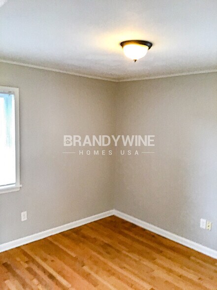 Building Photo - 3035 Christine Rd