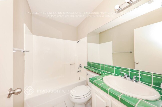 Building Photo - 28623 Newcastle Rd