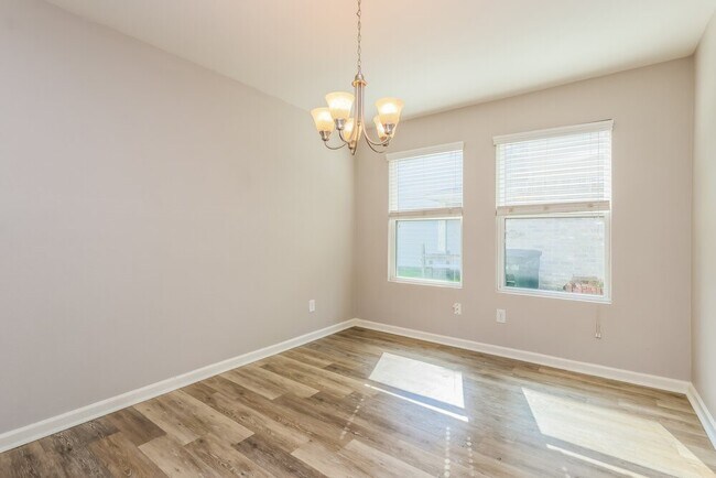 Building Photo - 9969 Kingfisher Dr