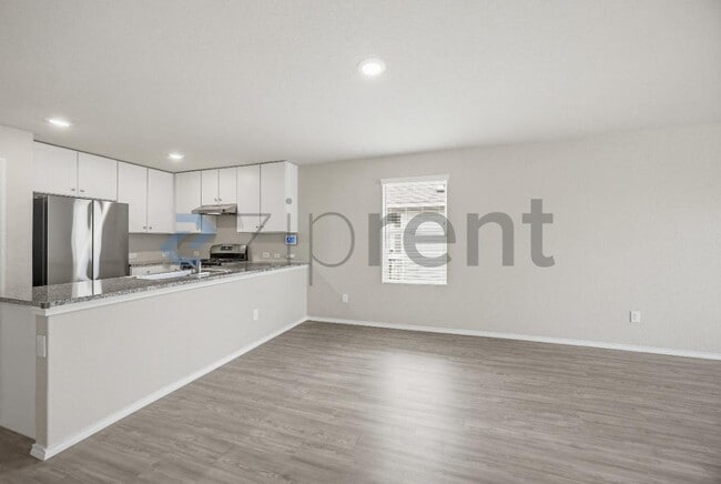 Building Photo - 2781 Rosefinch