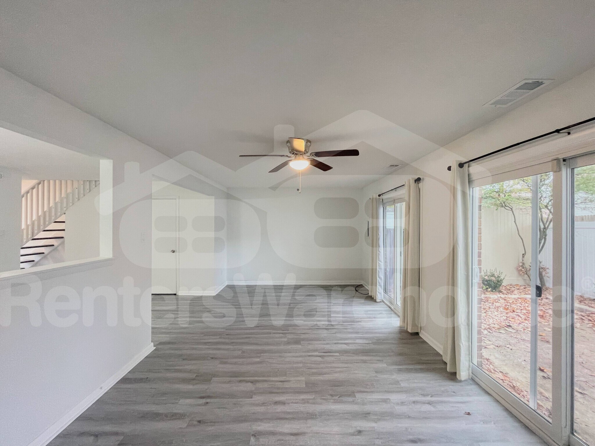 Building Photo - 5000 Dunderdale Ct