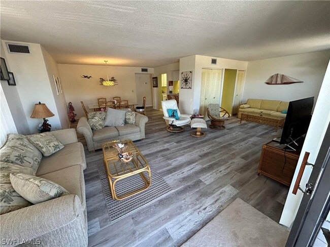 Building Photo - 3460 N Key Dr