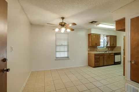 Building Photo - 2704 Tampico Dr