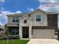 Building Photo - Large 3036 SF Home - 5 Bed/3 Bath + Media Room + Game Room! - Hidden Trails, Bulverde