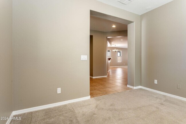 Building Photo - 30153 N 71st Dr