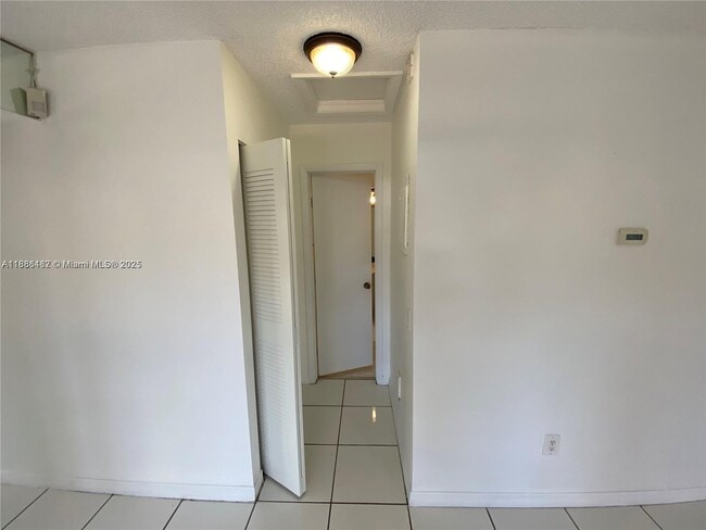 Building Photo - 14965 SW 49th Ln