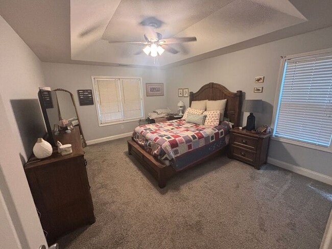 Building Photo - 454 Fernwood Cir